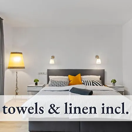 Gemuetliche Ferienwohnung In Bester Lage Mit Grosser Sitzecke L Innenstadtnaehe L 1 Minute Zum Bahnhof L Kueche L Tv L Free-wlan L Willkommen Im Hallo!-apartment 7